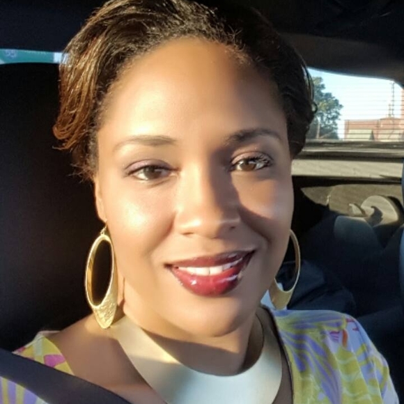 Meet your Posher, Keisha - Picture 1 of 1